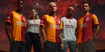 Galatasaray’ın yeni sezon formaları taraftarın beğenisine sunuldu