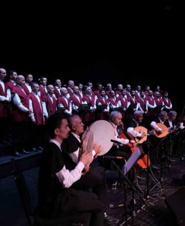 Bu konserde gönüller ilahi aşkla doldu