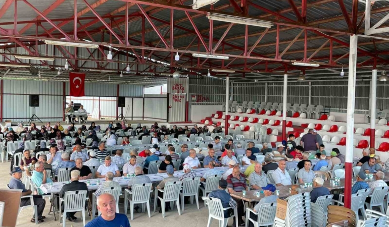 Edirne’nin bu köyünde her bayram öncesi mevlit geleneği asırlardır sürüyor