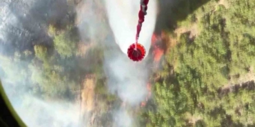 Helikopterden kaydedilen görüntü yangının boyutunu gözler önüne serdi