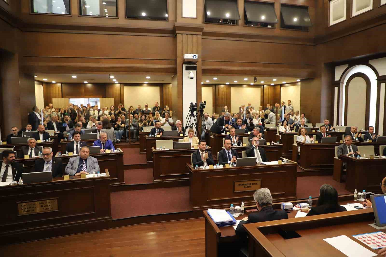 Büyükçekmece Belediye Meclisi Haziran ayı toplantısını Belediye Başkanvekili Ahmet Şahin başkanlığında gerçekleştirdi