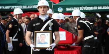 Çankırı’daki kazada hayatını kaybeden polis özel harekat kursiyeri Sakarya’da defnedildi
