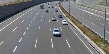 Tatilciler yolda, Kocaeli geçişinde yoğunluk yok