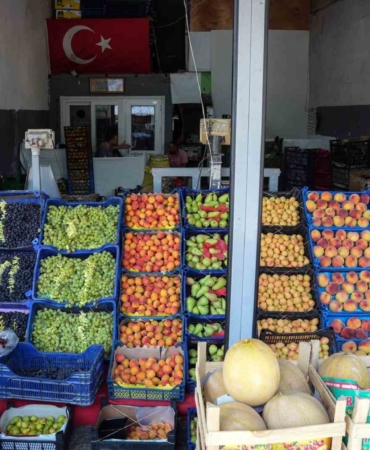İstanbul’da meyve fiyatları rekor seviyeye tırmandı