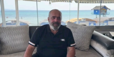Kurban Bayramı’nda otogara giren inatçı keçi çekmeceden paraları alıp gitti