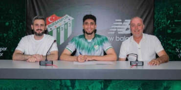 Bursaspor, Emrehan Gedikli ile sözleşme imzaladı