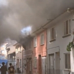 Bursa’da bir daire alevlere teslim oldu