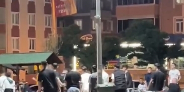 Edirne’de gençler arasında parkta yumruklu kavga