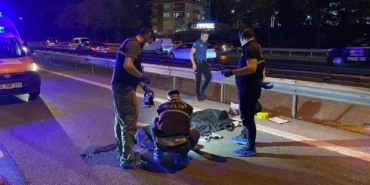 Otoyoldan karşıya geçerken otomobilin çarptığı bir kişi hayatını kaybetti