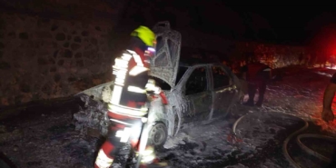 Kazdağları’nda çıkan araç yangınına itfaiye müdahale etti