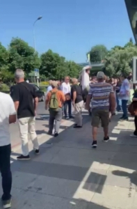 Marmaray’da çıkan ’yol tarifi’ kavgasında yumruklar havada uçuştu