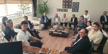 Özbek basın heyeti, Bursa’daki gazetecilerle bir araya geldi