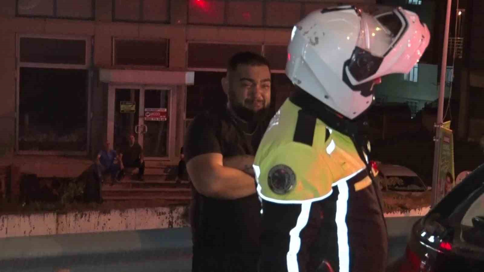 Pendik’te 6 araçlı zincirleme kaza: Biri çocuk 5 yaralı