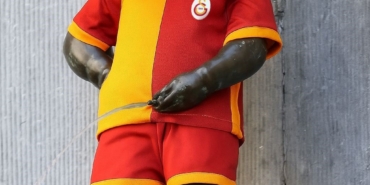 Galatasaray’ın 5 yıldızlı forması, 406 yıllık Manneken Pis heykeline giydirilecek