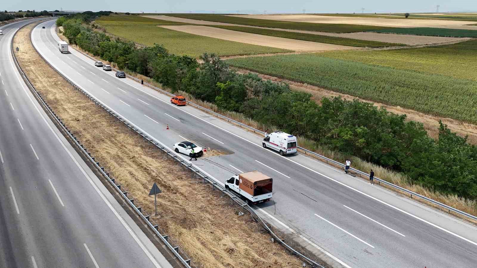 Edirne’de araçlar çarpıştı: 2 yaralı