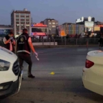 Başakşehir’de alışveriş merkezi önünde silahlı saldırı: 1 yaralı
