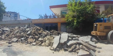 Yalova’da alkol alırken tartıştığı arkadaşını boğazından bıçaklayarak öldürdü