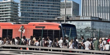 Küçükçekmece’de metrobüste yangın paniği