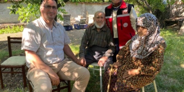 71 yıldır aynı yastığa baş koyuyorlar