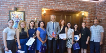 Bursa’da ‘Esnek Oyun Alanı Projesi’yle çocuklar eğlenerek öğrendi