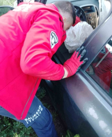 Balya’da otomobil şarampole uçtu; 1 yaralı