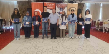 Balıkesir’de öğrenciler önce okudu, sonra yazdı