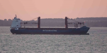 Çanakkale Boğazı’ndan geçen yük gemisinde yangın çıktı