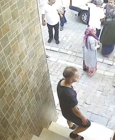 Esenyurt’ta çocukların tartışmasına aileler dahil oldu, ortalık karıştı