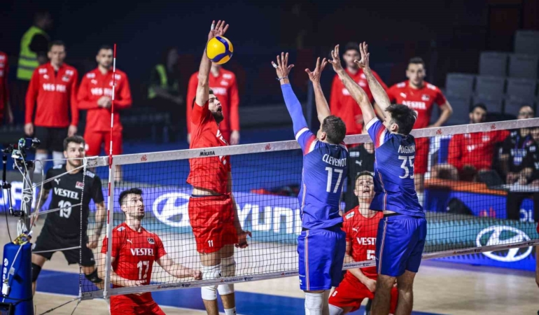 A Milli Erkek Voleybol Takımı, Fransa’ya mağlup oldu