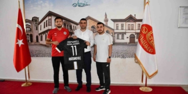 Osmaneli’nde spor alanında yürütülen çalışmalar değerlendirildi
