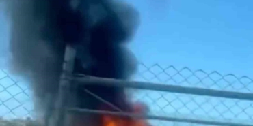 Beykoz’da alevlere teslim olan otomobil hurdaya döndü