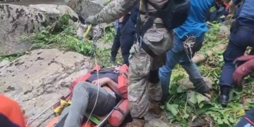 Protez ayağı çıkınca Uludağ eteklerinde mahsur kaldı