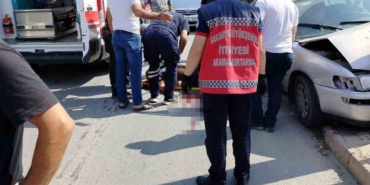 Kontrolden çıkan otomobil, elektrik direğine çarptı: 1 yaralı