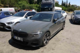 TEM’de yol çalışması tuzağa döndü: Onlarca sürücü soluğu lastikçide aldı