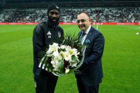 Beşiktaş’ta Mausaku ile yollar ayrıldı