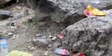 Herkesin gelip görmek istediği şelaleyi, çöplüğe çevirdiler