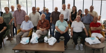 Nilüfer’de huzurevlerinde babalar günü kutlaması