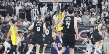 Beşiktaş, final serisinde durumu 2-1’e getirdi