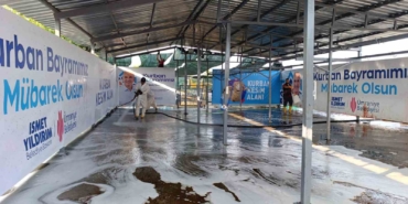 Ümraniye’de kurban temizliği ve dezenfeksiyon çalışmaları başladı