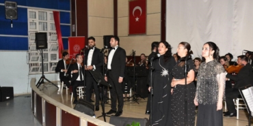 Balıkesirli öğretmenlerin kurduğu Maarif Orkestrası’ndan muhteşem konser