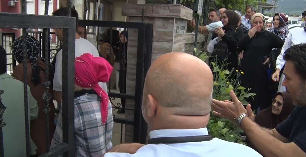 Kahraman otobüs şoförü YKS öğrencilerinin hayatını böyle kurtardı