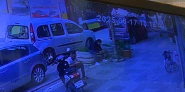 Otobüs ile motosikletin kazası kamerada