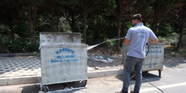 Kartepe’e çöp konteynerleri yıkanıyor