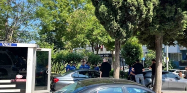 Tedavi gördüğü hastanenin bahçesinde silahlı saldırıya uğradı