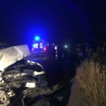 Traktör ile hafif ticari araç çarpıştı: 4 yaralı