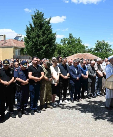 Şehit babası Babaeski’de son yolculuğuna uğurlandı