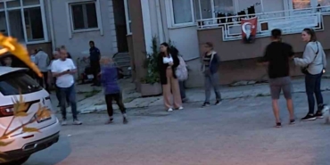 Çanakkale’de cam silen kadın 2’nci kattan düşerek hayatını kaybetti