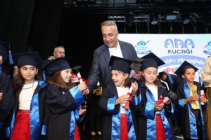 Sultangazi Belediyesi Ana Kucağı’nda mezuniyet heyecanı