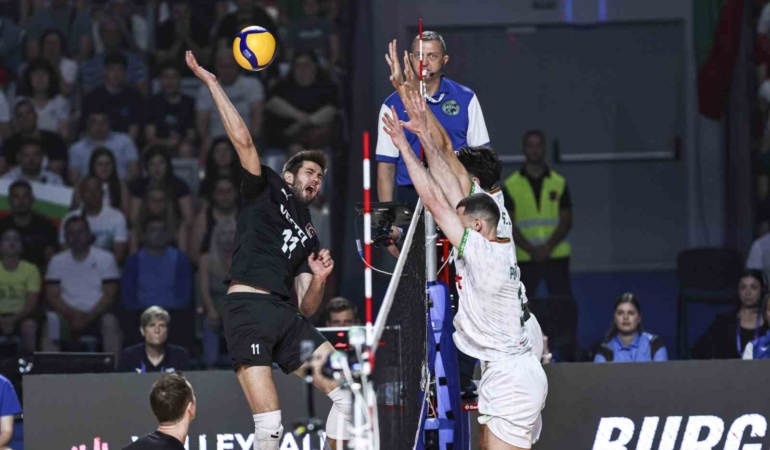 A Milli Erkek Voleybol Takımı, Bulgaristan’ı 3-0 mağlup etti
