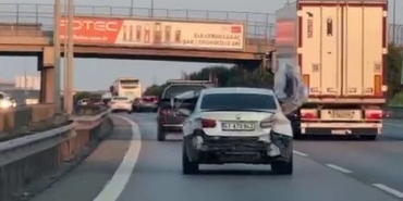 Tuzla’da ilginç görüntü: Otomobilin tamponunu arka koltukta taşıdı